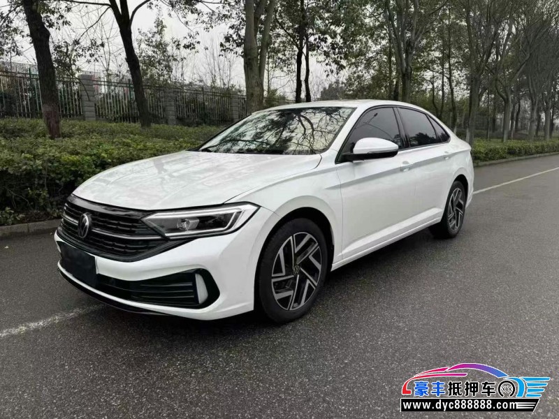 22年大众速腾轿车抵押车出售