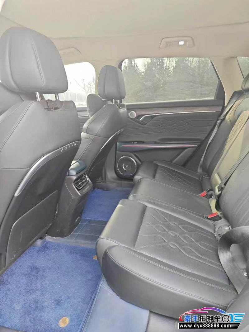 22年岚图FREE轿车抵押车出售