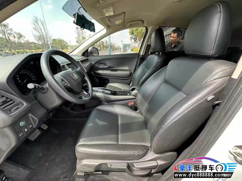 22年本田缤智轿车抵押车出售