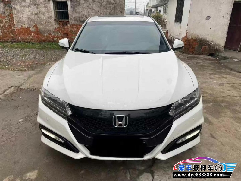 17年本田思铂睿轿车抵押车出售