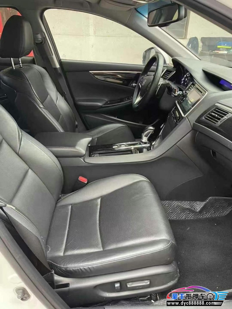 17年本田思铂睿轿车抵押车出售