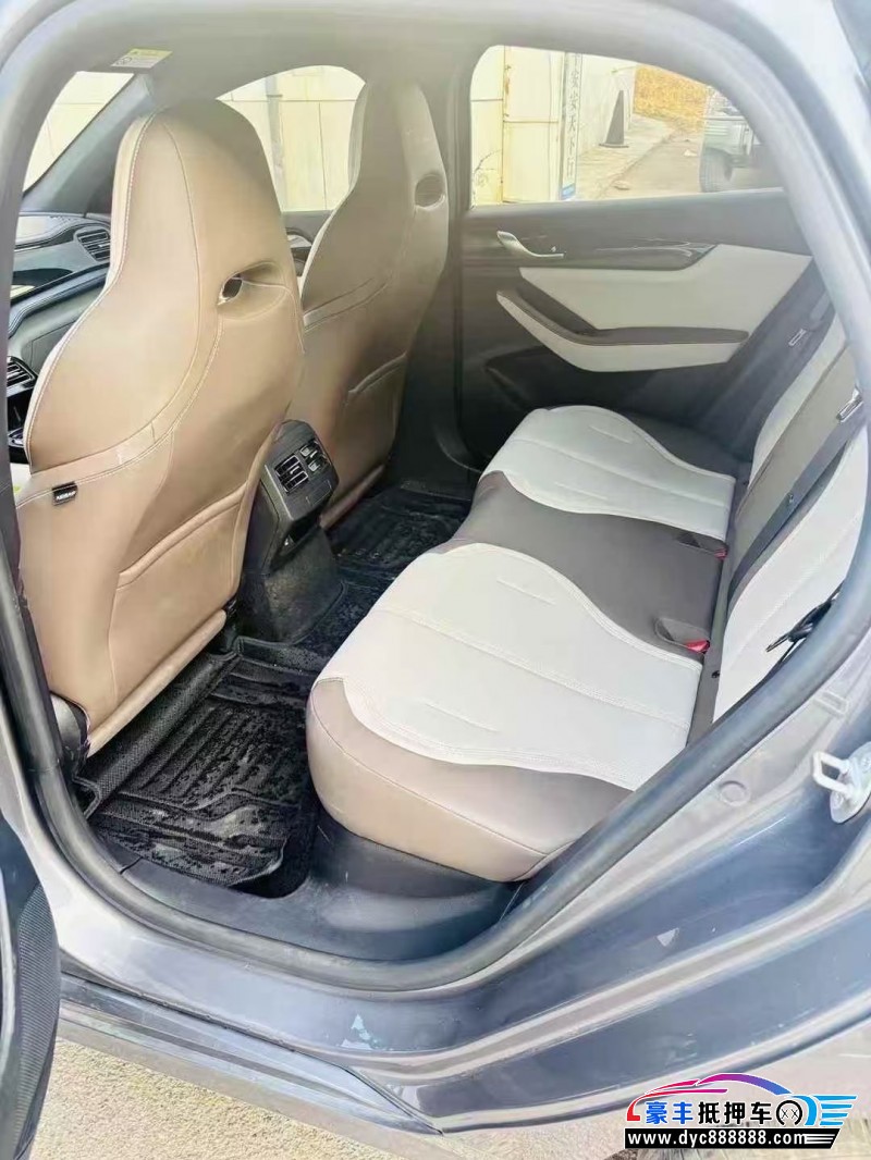 23年比亚迪秦轿车抵押车出售