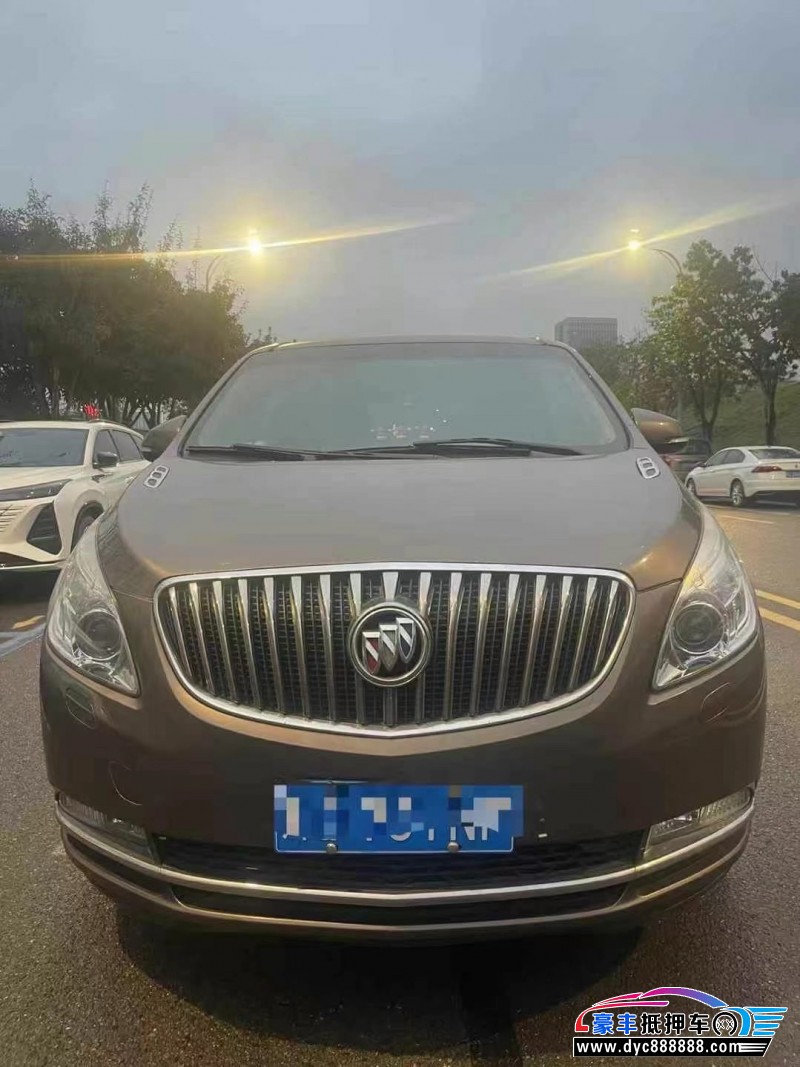 16年别克GL8轿车抵押车出售