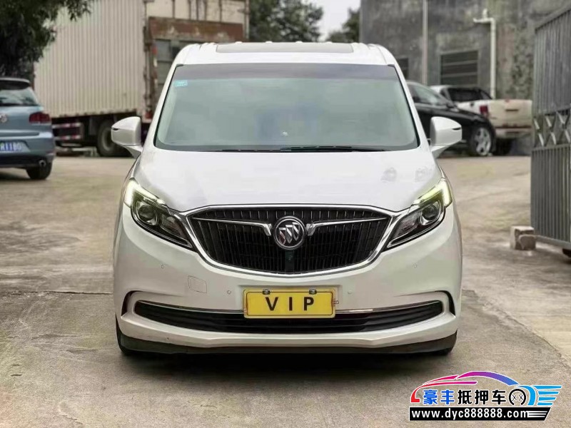 19年别克GL8轿车抵押车出售