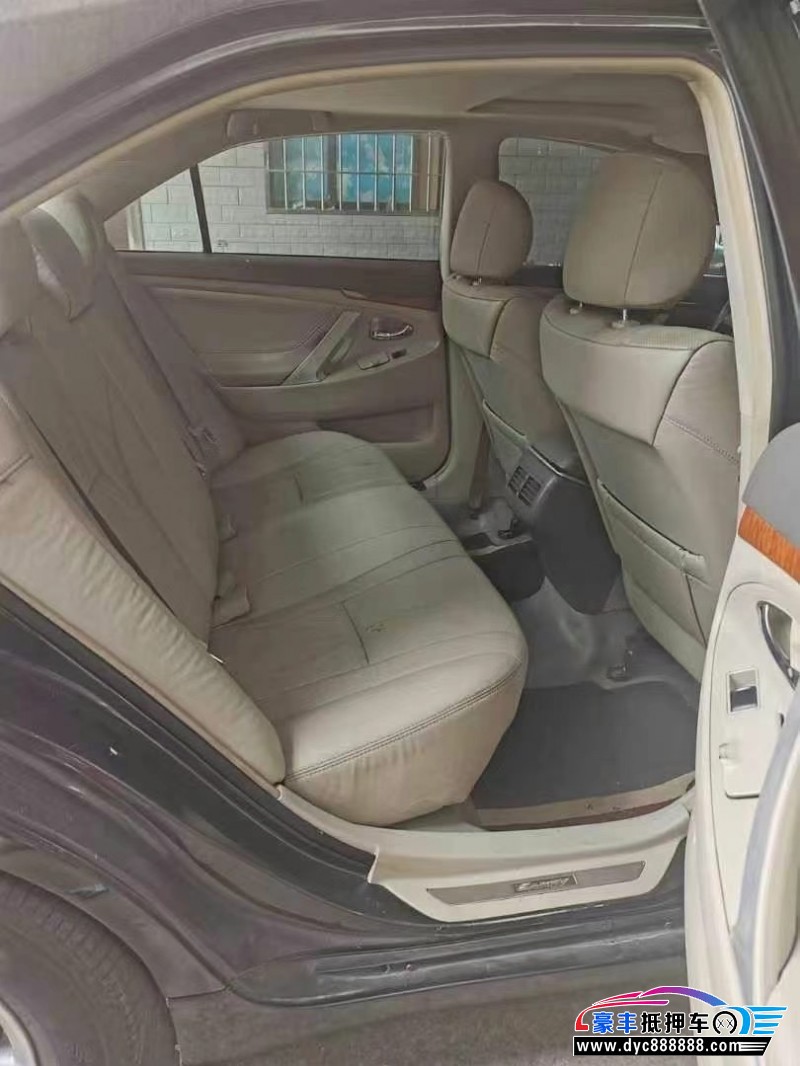 07年丰田凯美瑞轿车抵押车出售