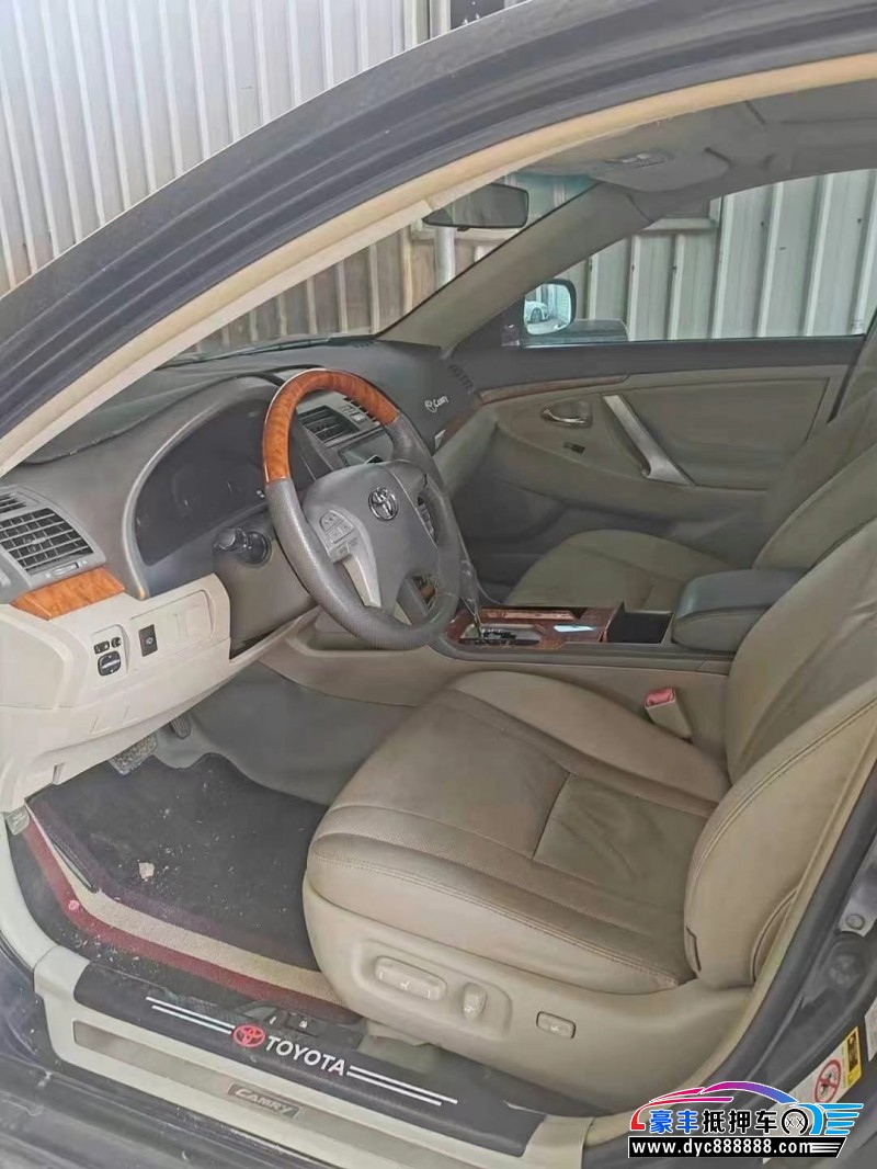 07年丰田凯美瑞轿车抵押车出售