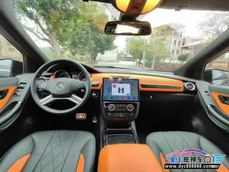 15年奔驰R轿车抵押车出售