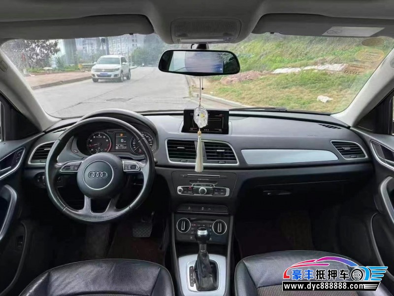 16年奥迪Q3轿车抵押车出售