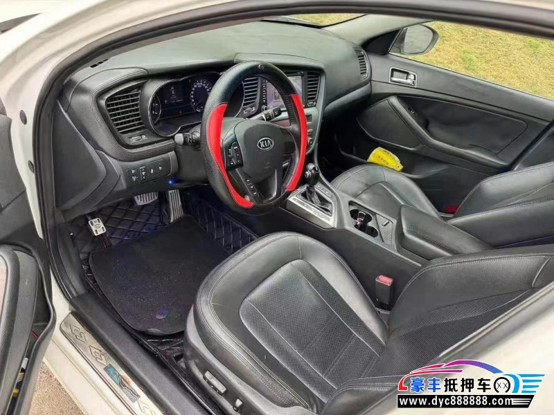 12年起亚K5轿车抵押车出售