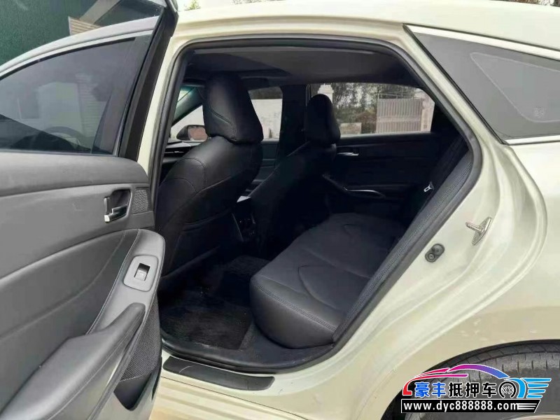 21年丰田亚洲龙轿车抵押车出售