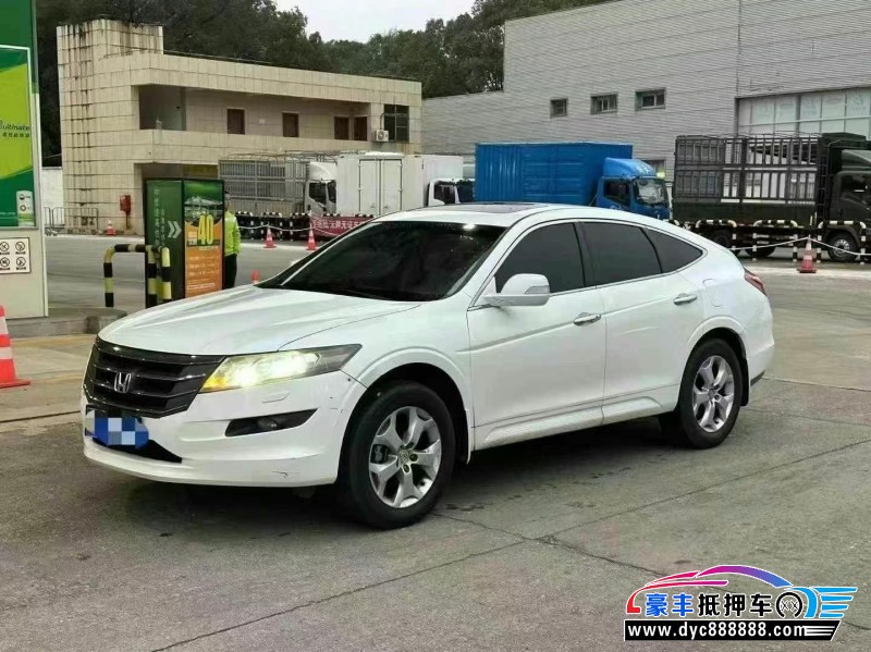 12年本田歌诗图轿车抵押车出售