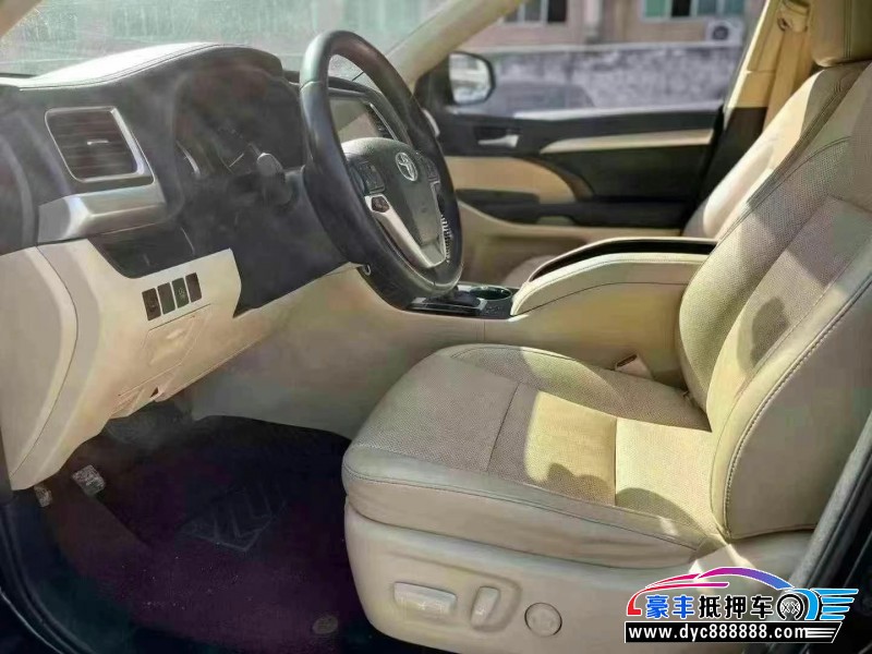 23年丰田汉兰达轿车抵押车出售