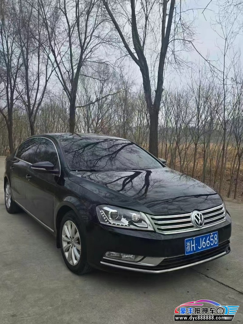 13年大众迈腾轿车抵押车出售