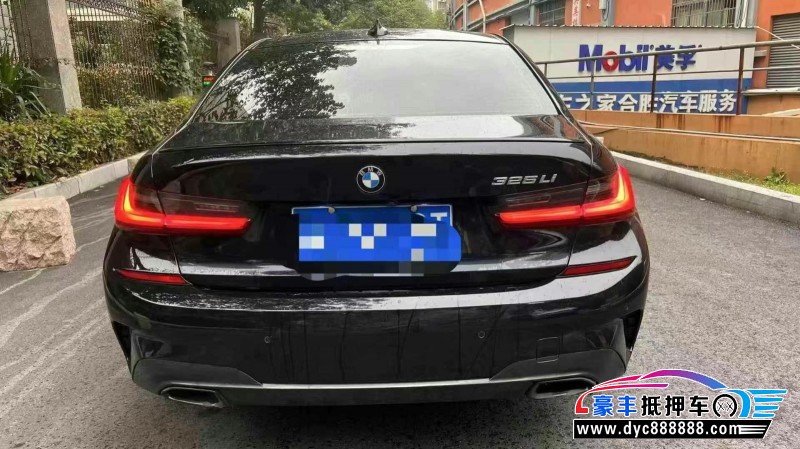 21年宝马3系轿车抵押车出售