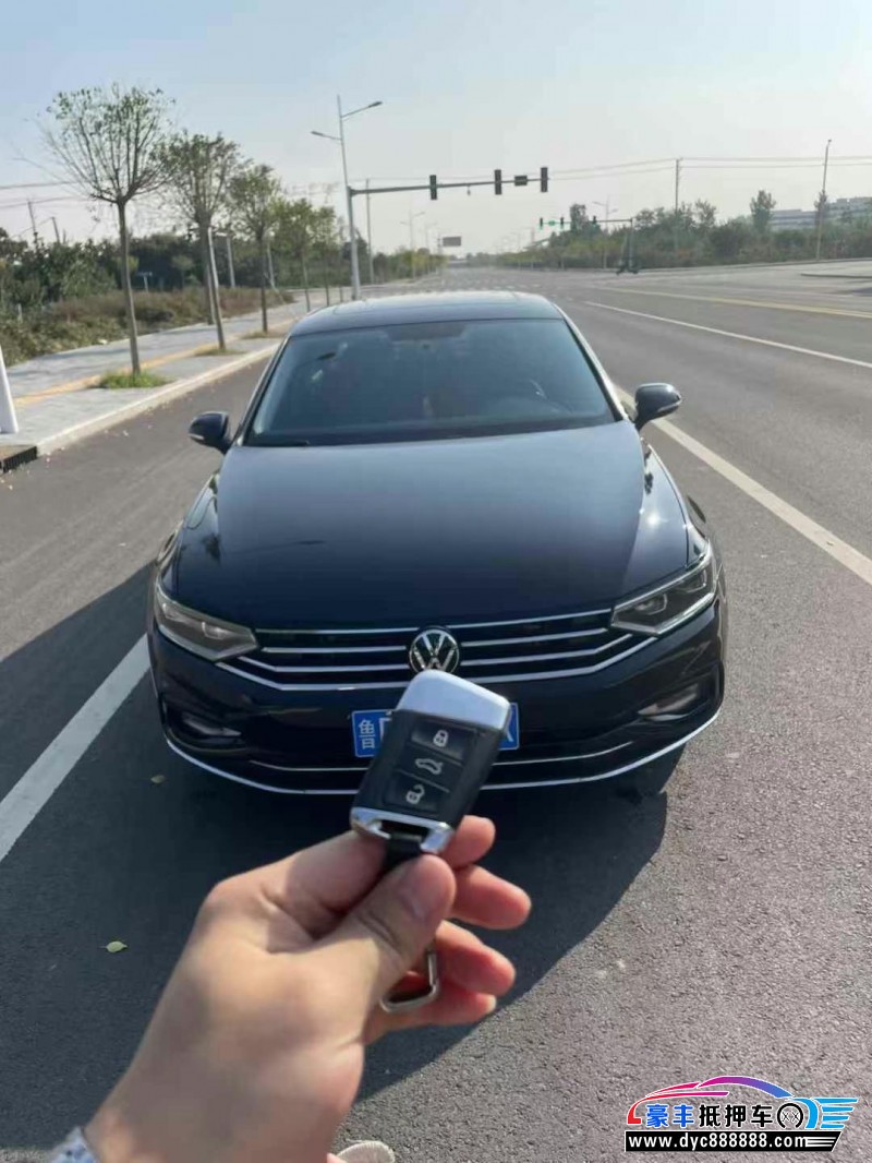 21年大众迈腾轿车抵押车出售