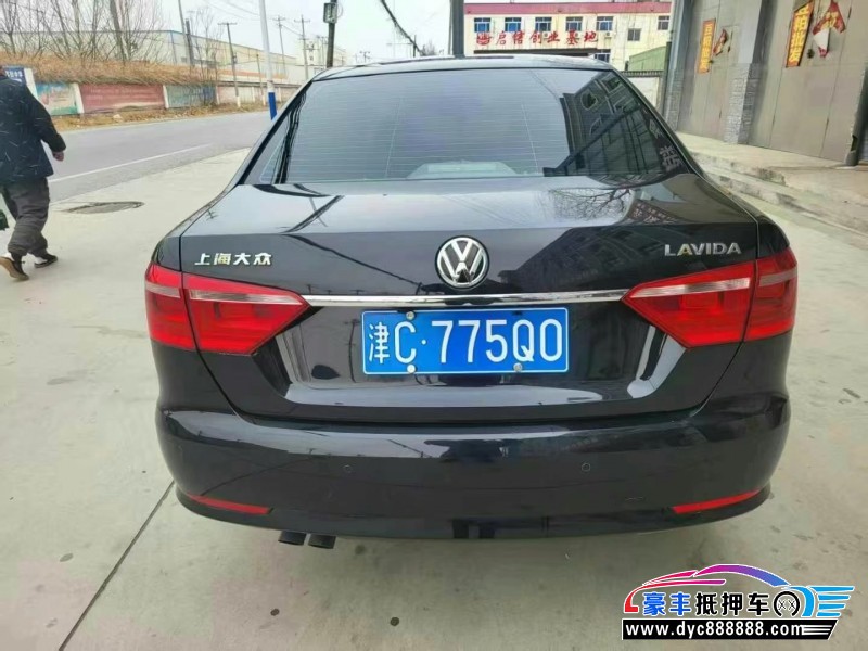 14年大众朗逸轿车抵押车出售