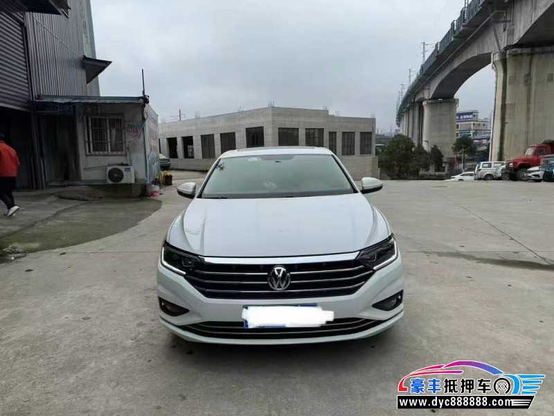 21年大众速腾轿车抵押车出售