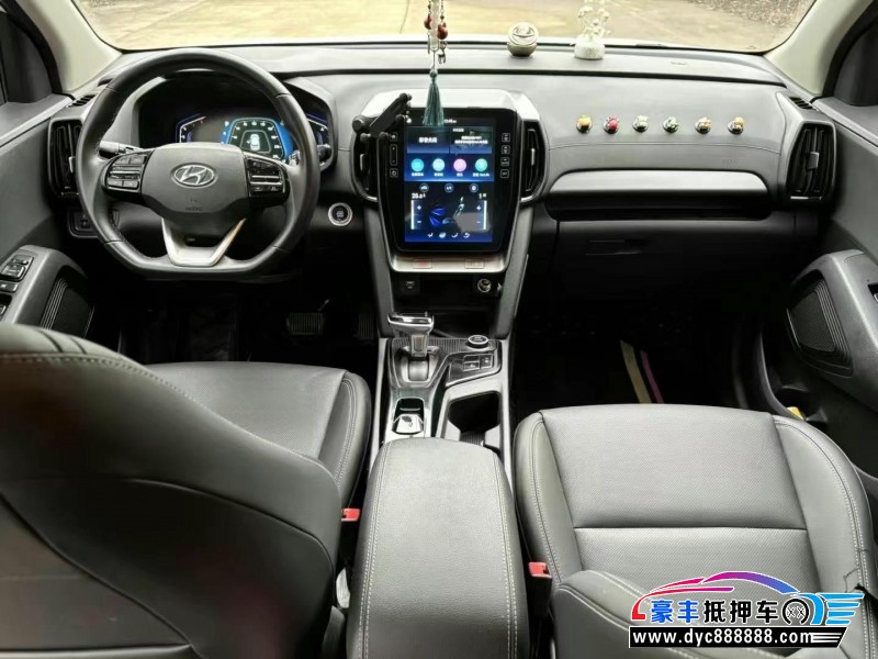 21年现代ix35轿车抵押车出售