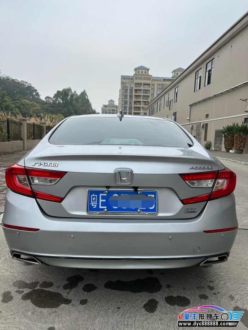 19年本田雅阁轿车抵押车出售