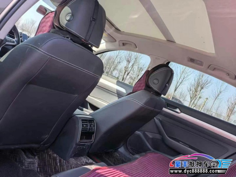 22年大众迈腾轿车抵押车出售