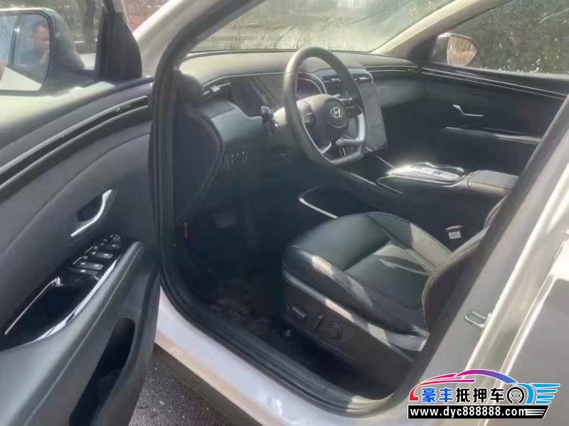 23年现代途胜轿车抵押车出售