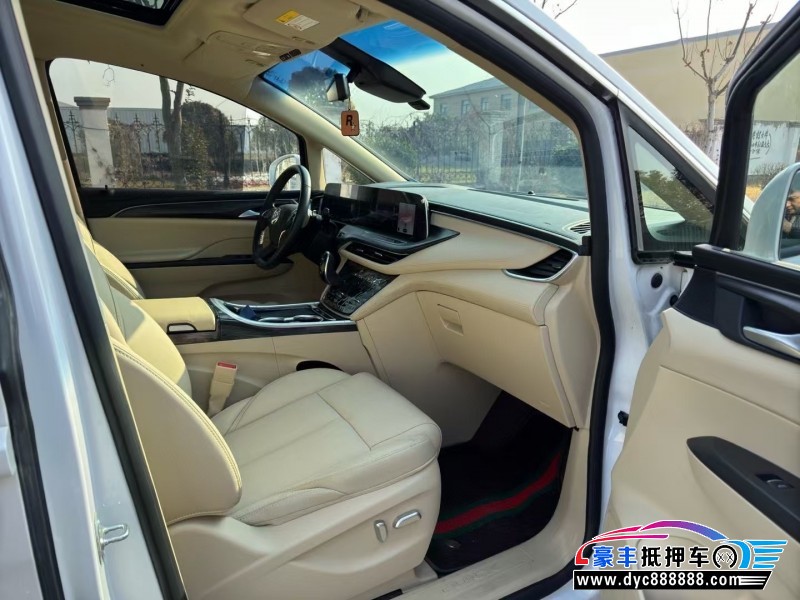 23年别克GL8轿车抵押车出售