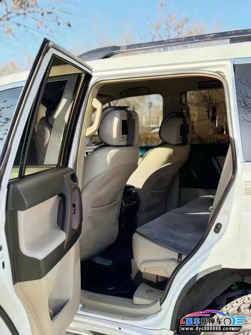 13年丰田普拉多（霸道）轿车抵押车出售