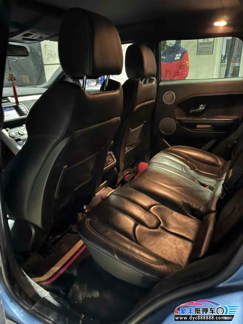 12年路虎揽胜极光轿车抵押车出售