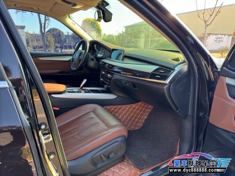 16年宝马X5轿车抵押车出售