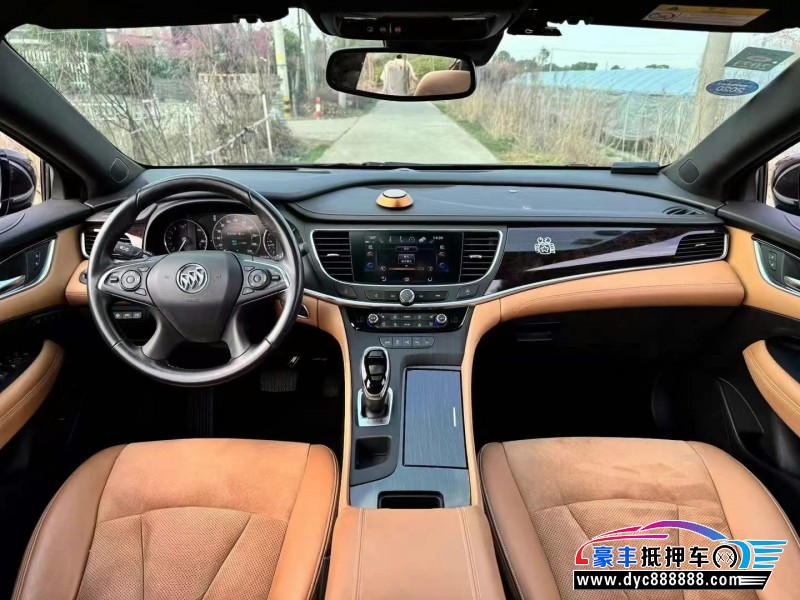 19年别克君越轿车抵押车出售