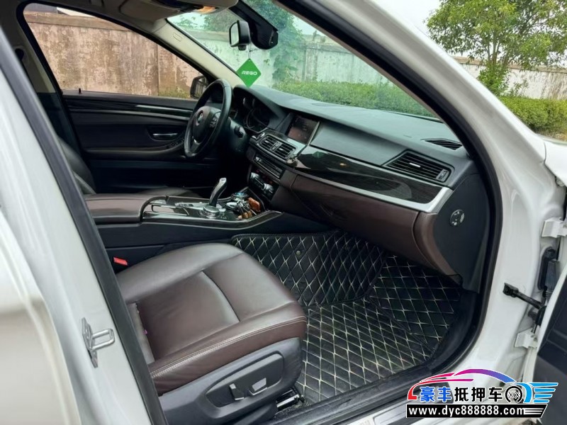 16年宝马5系轿车抵押车出售