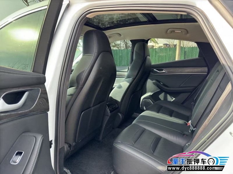 21年华为赛力斯SF5轿车抵押车出售