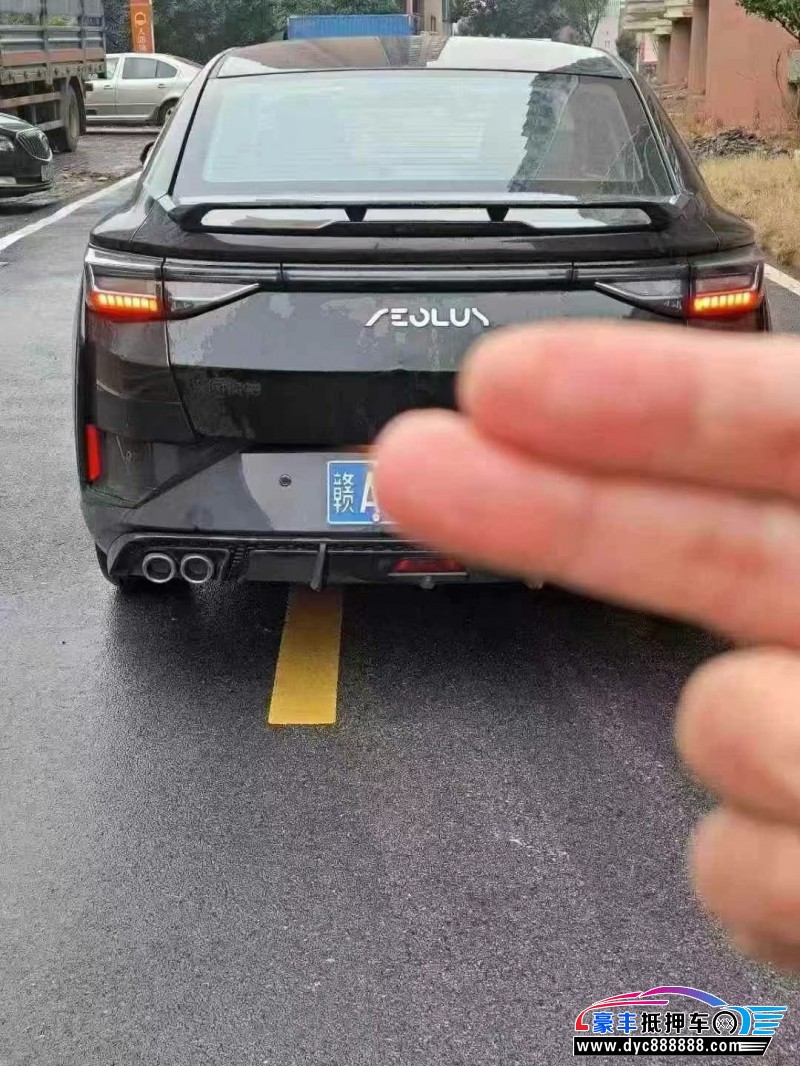 23年东风风神奕炫轿车抵押车出售