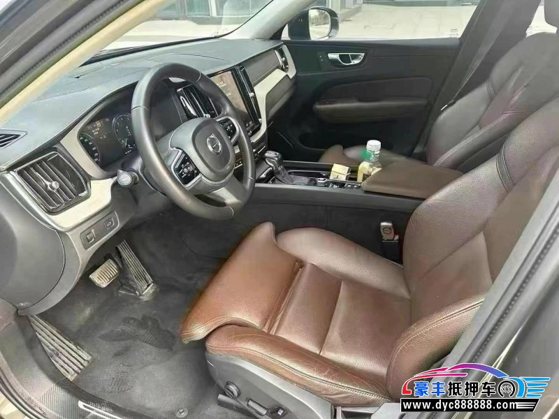 18年沃尔沃XC60轿车抵押车出售
