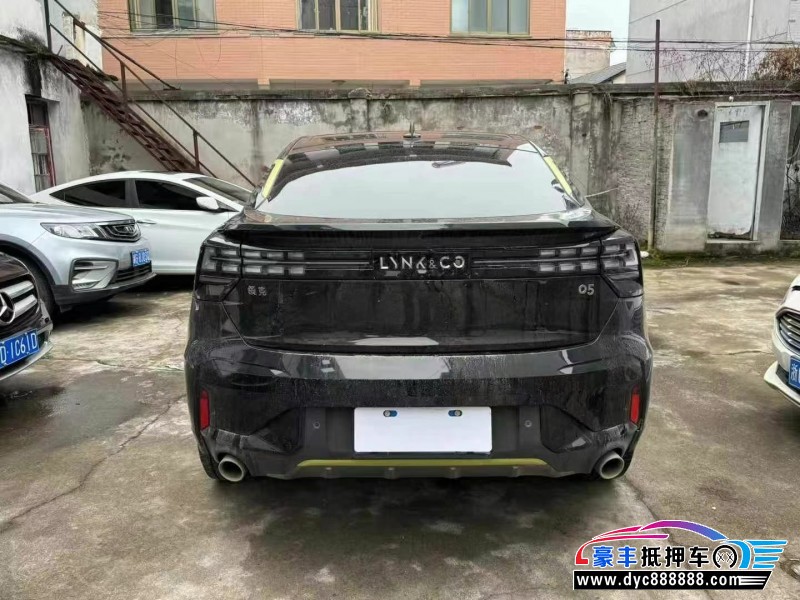 20年领克05轿车抵押车出售