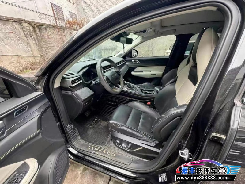 20年领克05轿车抵押车出售