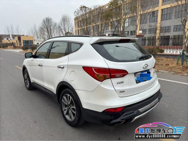 14年现代圣达菲轿车抵押车出售