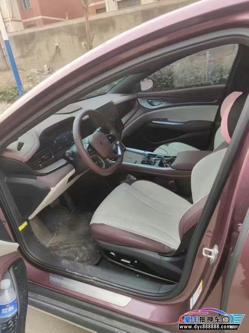 24年比亚迪海豹轿车抵押车出售