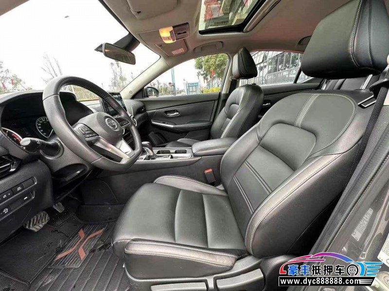 22年日产轩逸轿车抵押车出售