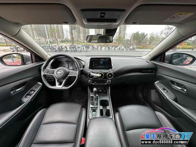 22年日产轩逸轿车抵押车出售