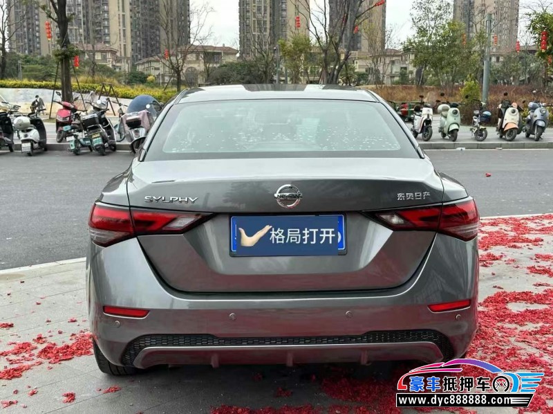 22年日产轩逸轿车抵押车出售