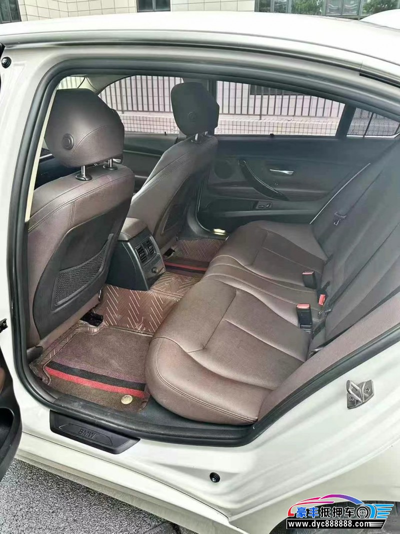 18年宝马3系轿车抵押车出售