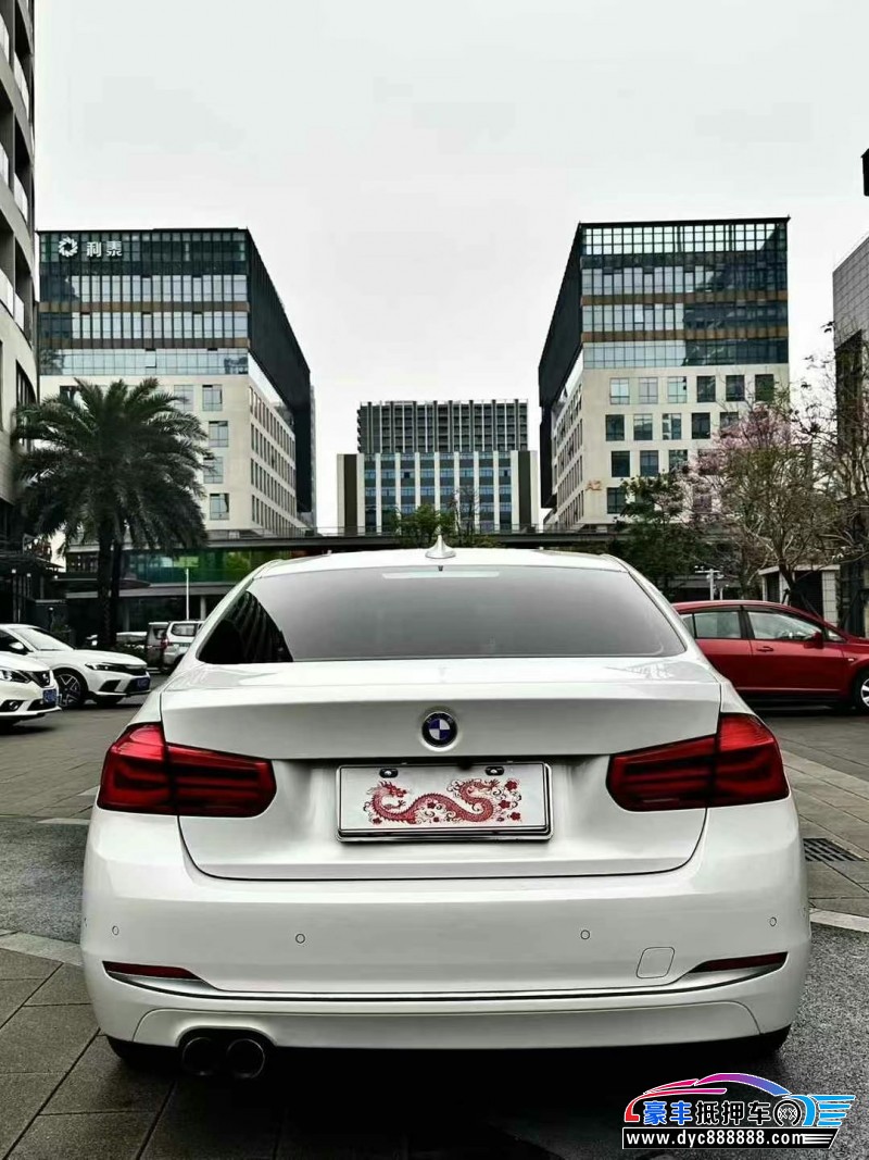 18年宝马3系轿车抵押车出售