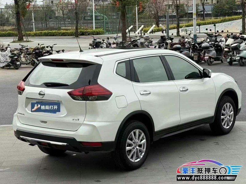 25年日产奇骏轿车抵押车出售