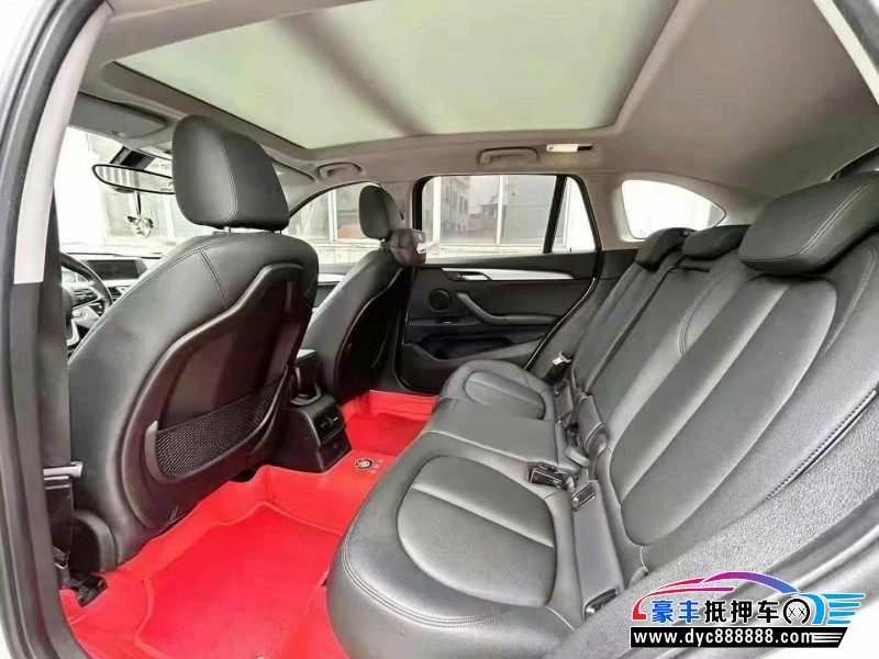 17年宝马X1轿车抵押车出售