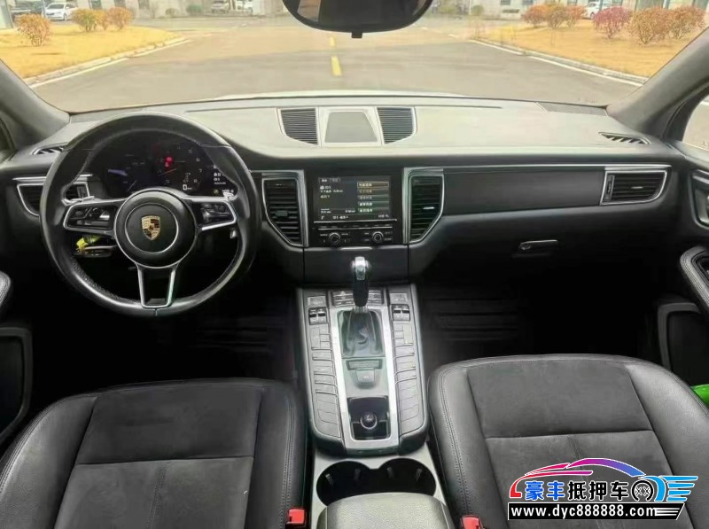 16年保时捷Macan迈凯轿车抵押车出售