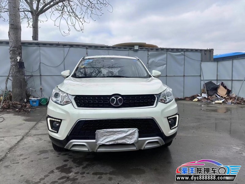 16年北汽绅宝X35轿车抵押车出售