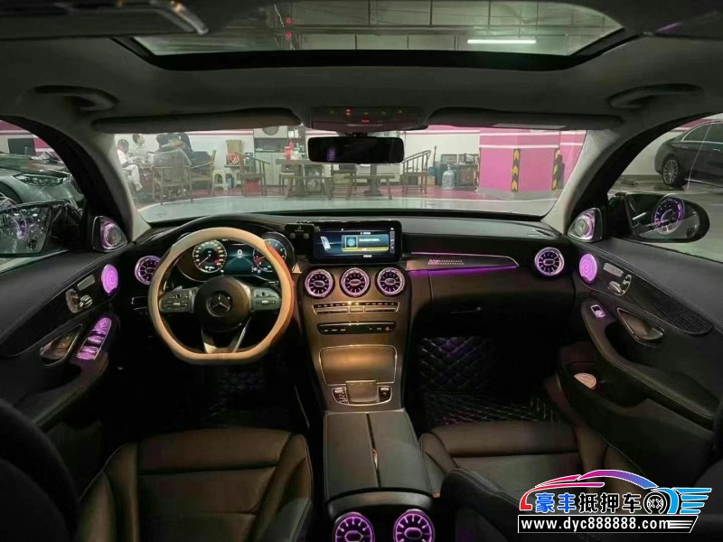 21年奔驰C轿车抵押车出售