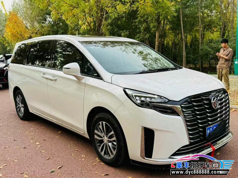 22年别克GL8轿车抵押车出售