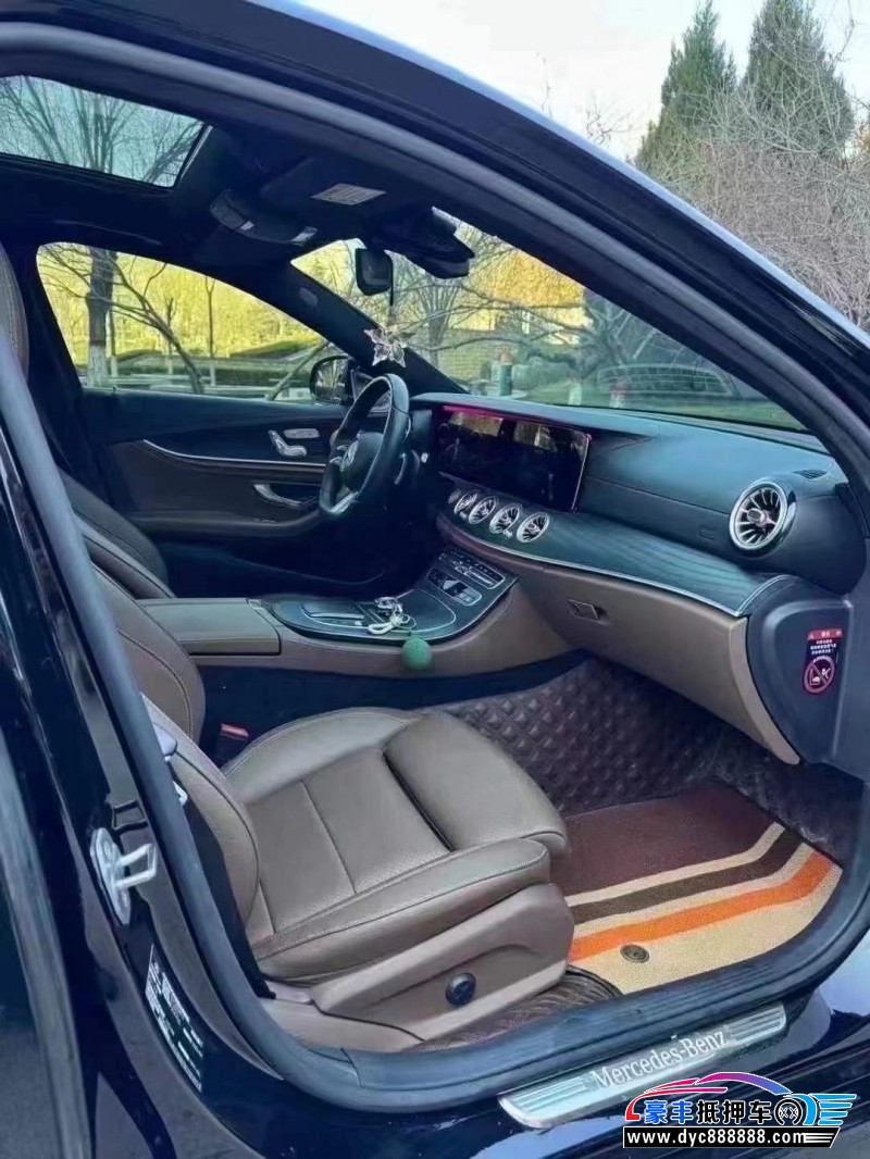 22年奔驰E轿车抵押车出售